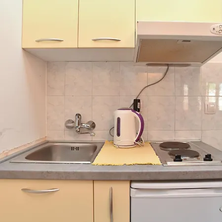 בודווה Royal Garden Apartments & Gastronomy מראה חיצוני תמונה