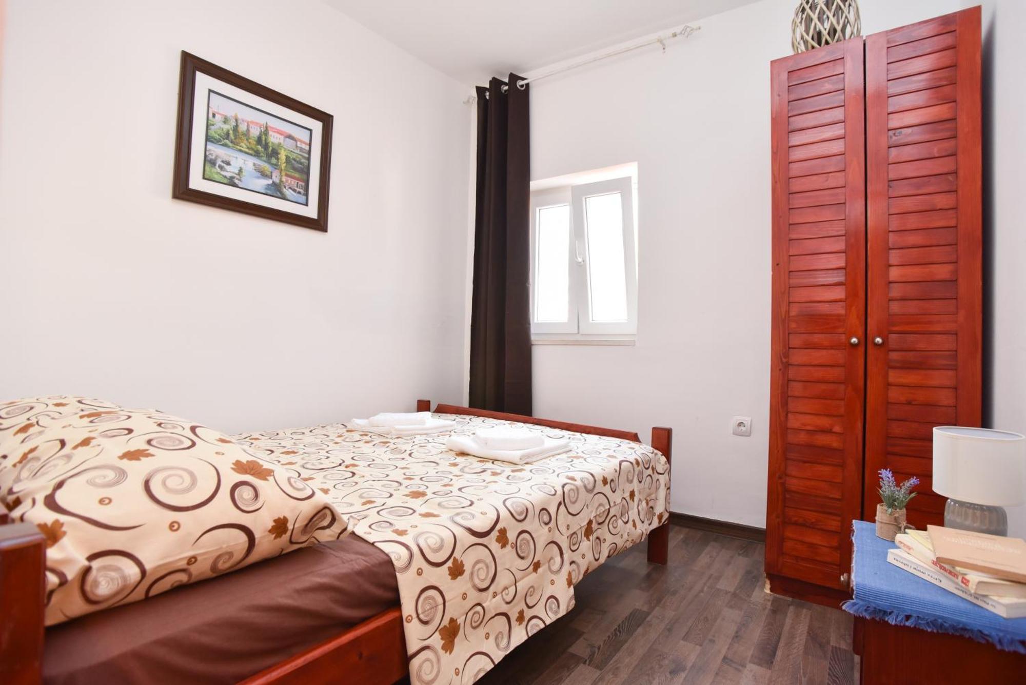 Royal Garden & Gastronomy Appartement *