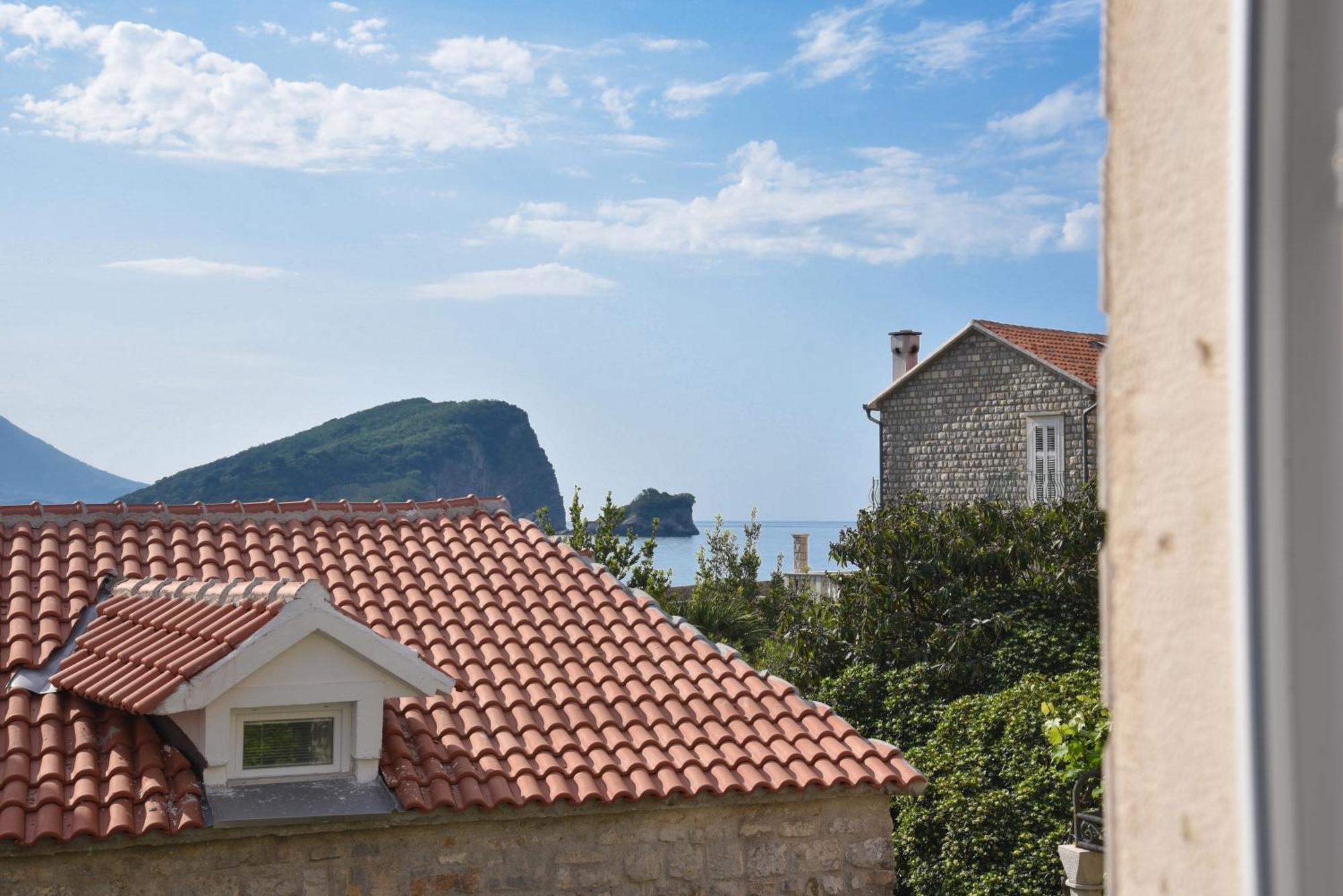 Royal Garden & Gastronomy Appartement Budva